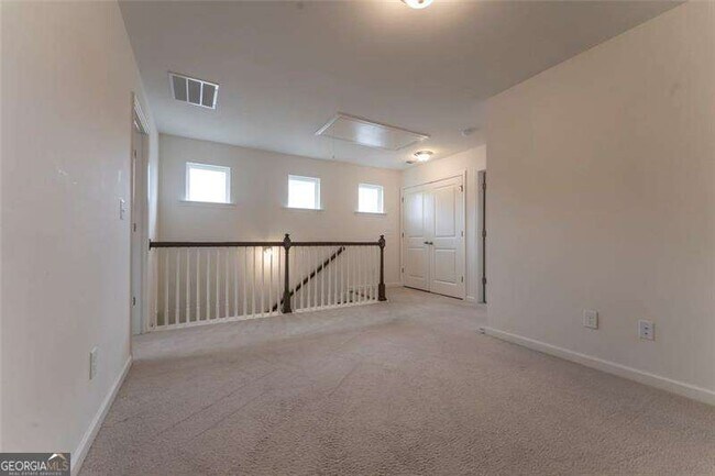 Building Photo - 898 Ambient Way