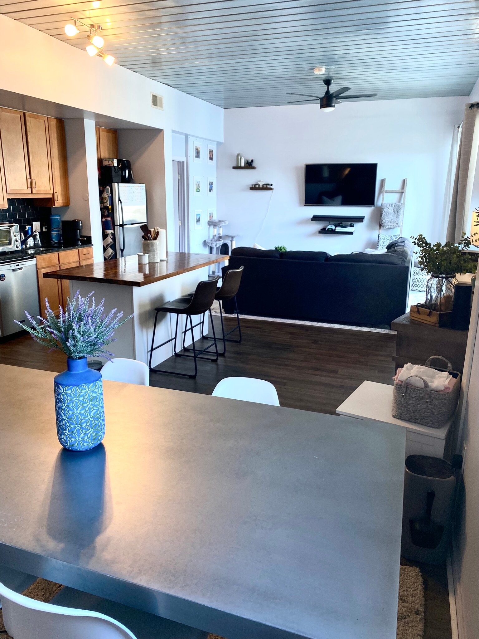 Building Photo - 620 Glen Iris Dr NE