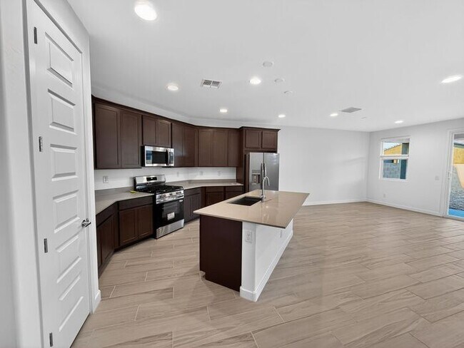 Building Photo - New Home at Wester Gardens! 4 Bedroom 3 Bathrooms!