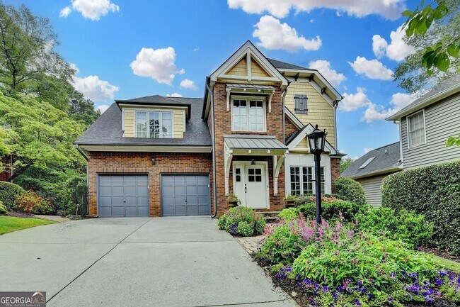 Primary Photo - 2611 Briers N Dr