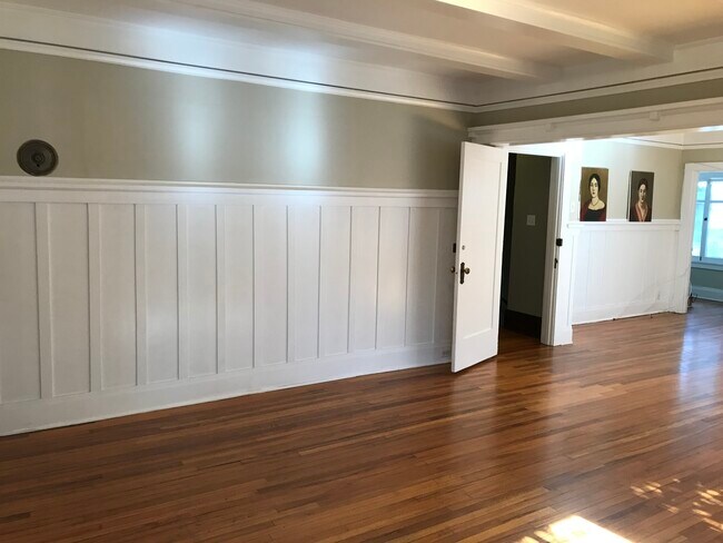 Dining Room/Living Room Office - 839 E Ocean Blvd