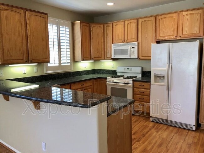 Building Photo - 1170 Wisteria Way