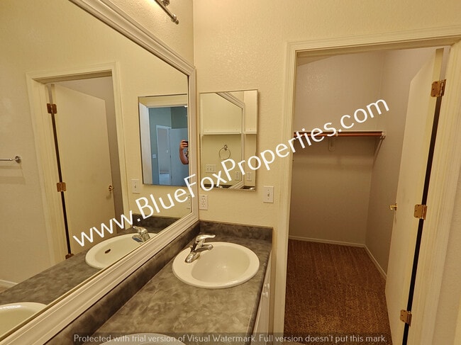 Building Photo - 5257 N Crowley Ln