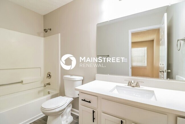 Building Photo - 3 Bedroom Pet-Friendly Home in RALEIGH, NC...