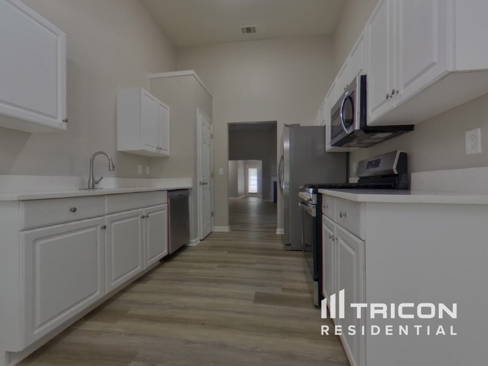 Building Photo - 3011 Summer Breeze Dr