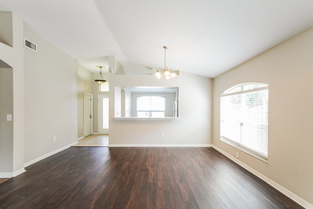 Building Photo - 29324 Birds Eye Dr