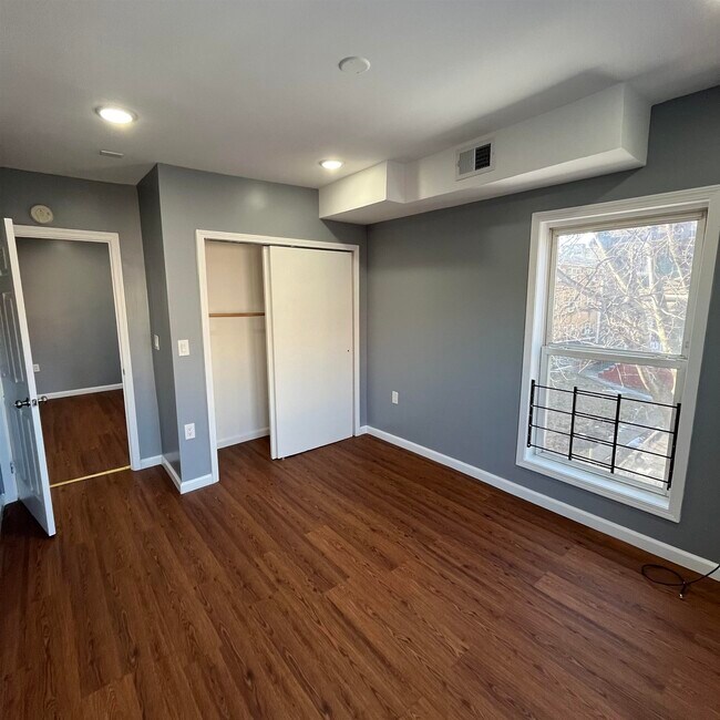 Building Photo - 115 Belmont Ave