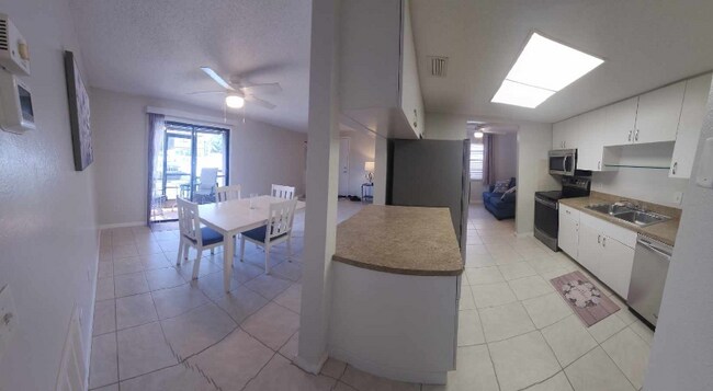 Building Photo - 4022 Beaver Ln