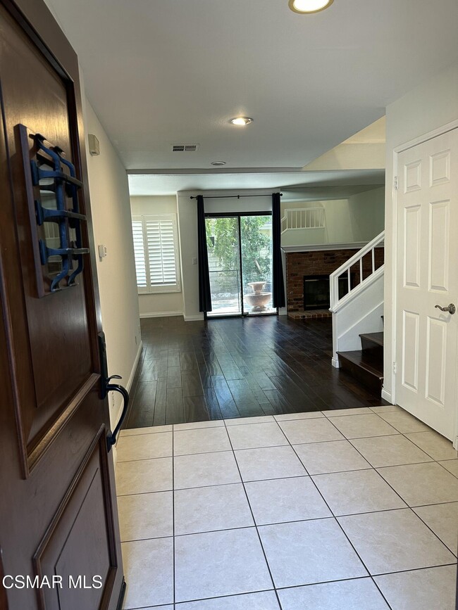 Building Photo - 29723 Strawberry Hill Dr