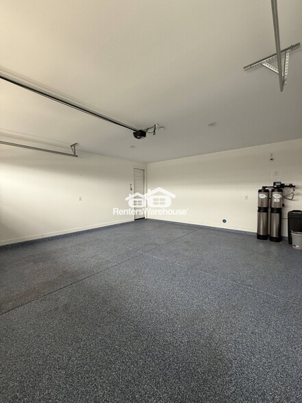 Building Photo - 4345 N 94th Dr