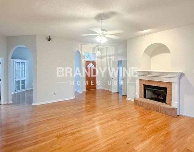 Building Photo - 1533 Siskin Dr