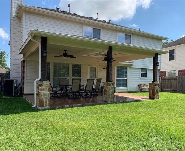 Building Photo - 18019 Oak Orchard Lane