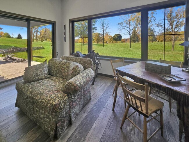 Building Photo - 1558 Blaine's Wy