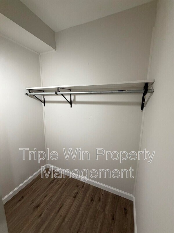 Building Photo - 10508 Druid Dr