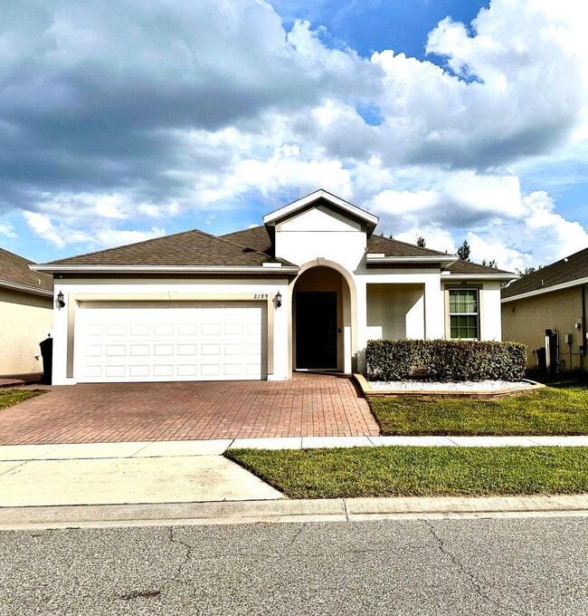 Building Photo - SAWGRASS - 4BR/2BA HOME