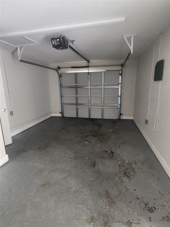 Building Photo - 940 Fenton Ln