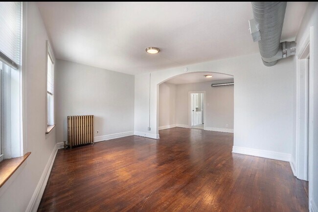 Building Photo - 4419 S Kingshighway Blvd