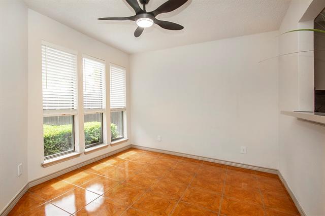 Building Photo - 1609 Brentwood Dr