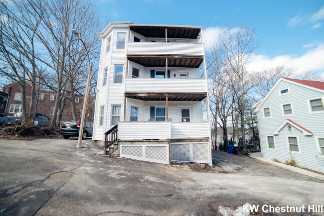 Building Photo - 10 Duffley Ct