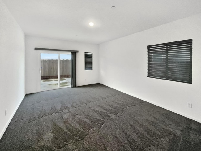 Building Photo - 12153 Alamosa Dr