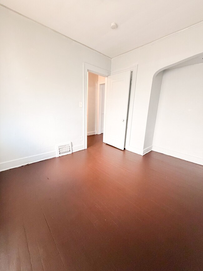 Building Photo - 14600 Strathmoor St