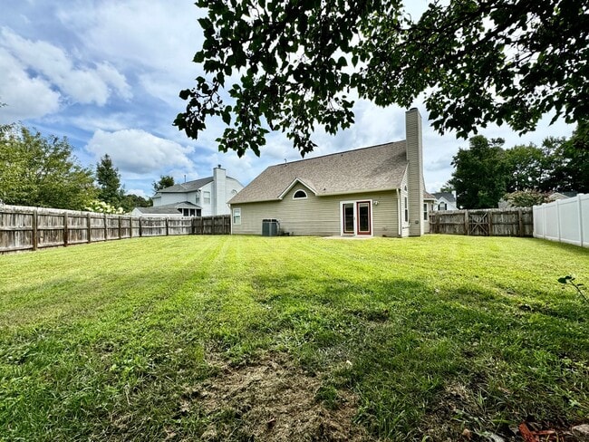 Building Photo - Ready 06-17-26 in Sawyers Mill - Ranch Home w/Loft On Cul-De-Sac! Pet Friendly - Grassfield High ...