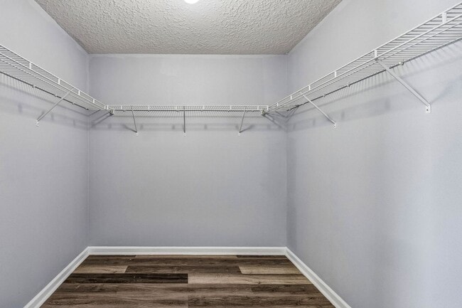 Building Photo - Charming 3-Bedroom Home with Fenced Yard