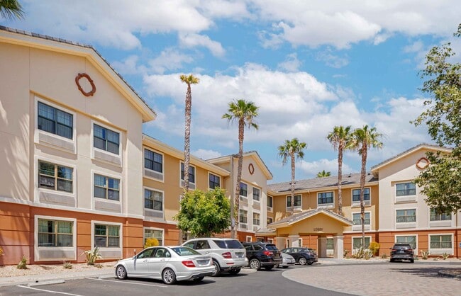 Building Photo - Furnished Studio-Los Angeles - Simi Valley
