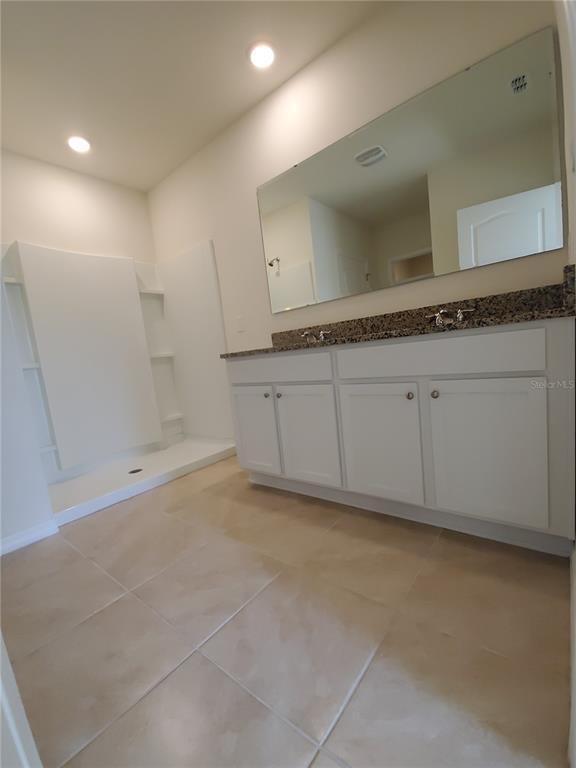 Building Photo - 2965 E Slater Dr