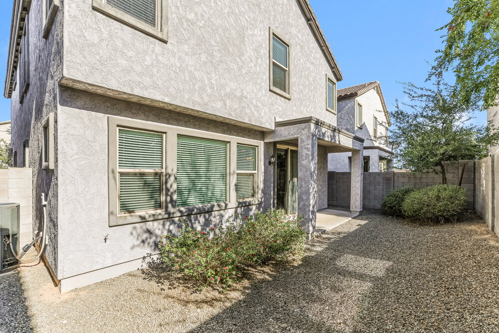 Building Photo - 1949 N Arroya Rd