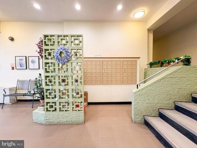 Building Photo - 614 Sligo Ave