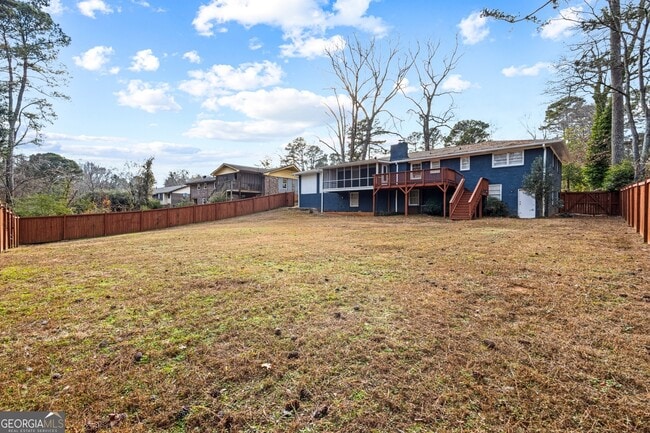 Building Photo - 816 Valley Creek Dr