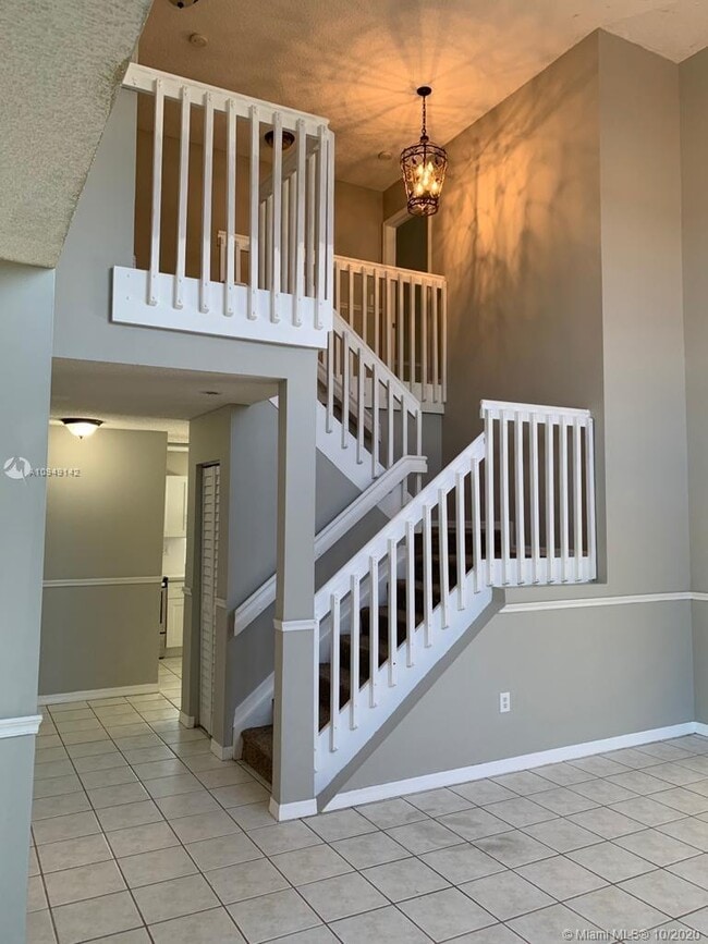 Building Photo - 3400 SW 153rd Ave