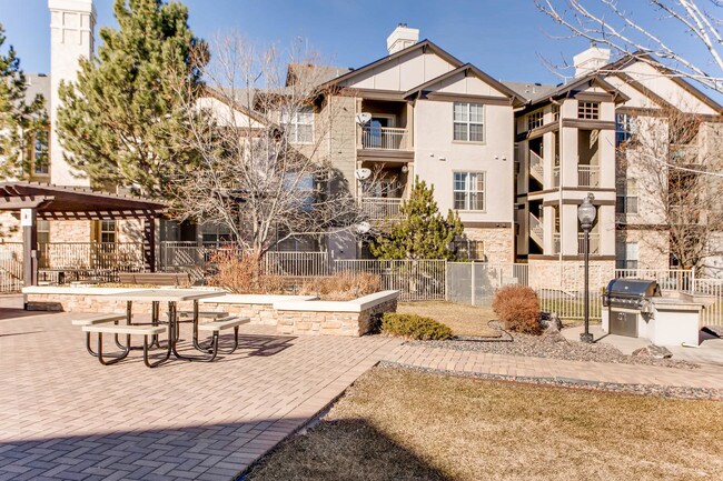 Building Photo - 7493 S Quail Cir
