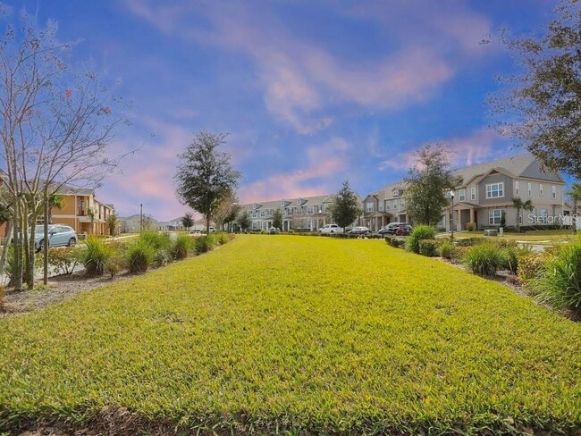 Building Photo - 15537 Honeybell Dr