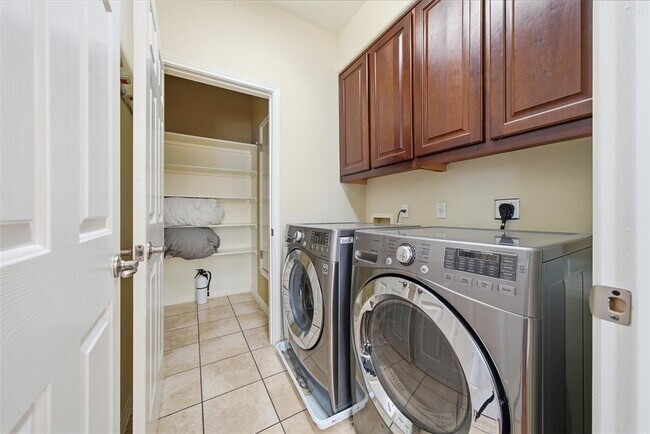 Building Photo - 14100 Avery Ranch Blvd