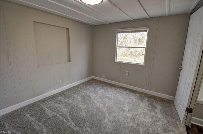 Building Photo - 4606 Woodvery Dr