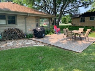 Building Photo - 12400 Laurel Ln