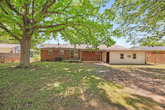 Building Photo - 69 Ridgeview Dr