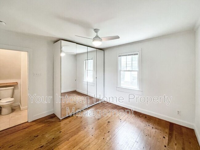 Building Photo - 1080 Benteen Ave SE