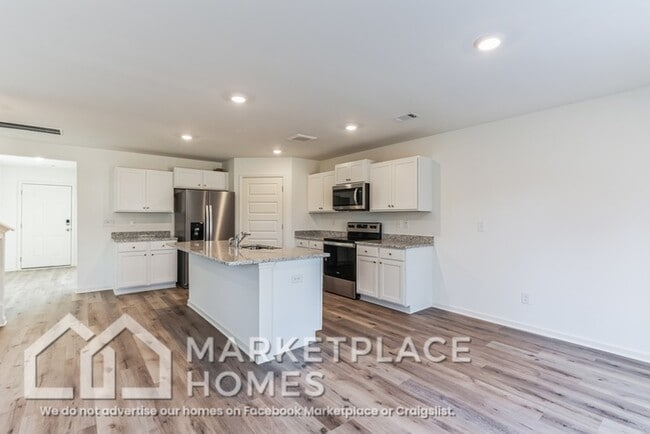 Building Photo - 7334 Wilburton Ln