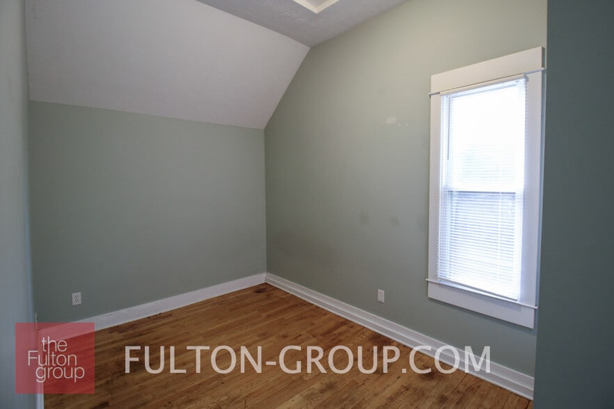 Building Photo - 847 Fountain St NE