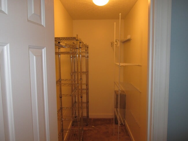 Building Photo - Spacious Four Bedroom Mechanicsville Home ...