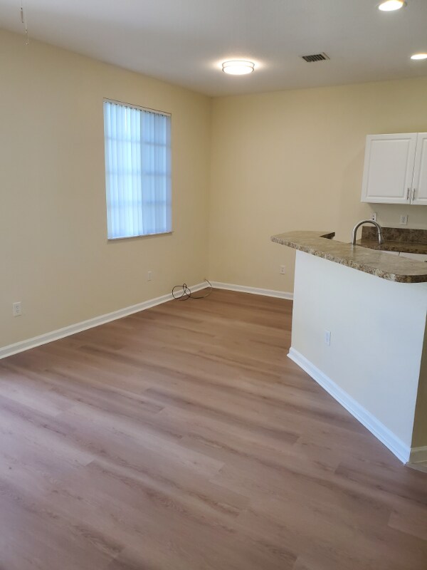 Building Photo - 967 Abaco Ln