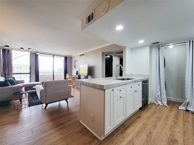 Building Photo - 3525 Sage Rd