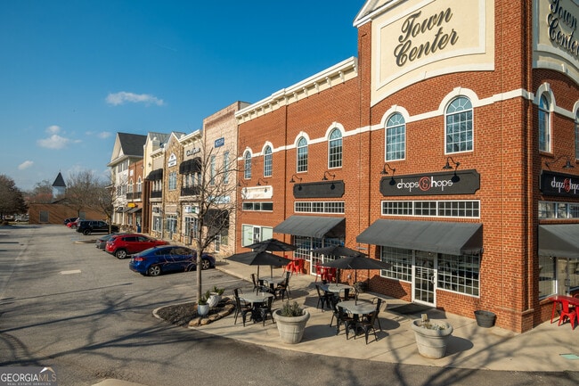 Building Photo - 1380 Chestnut Hill Rd