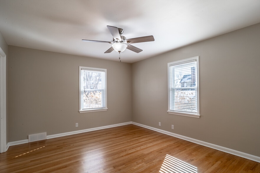 Bedroom - 615 S 38th St