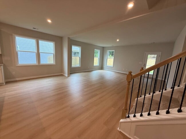 Building Photo - 3099 Blenheim Ct
