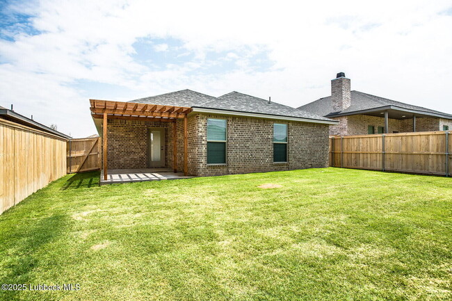 Building Photo - 10518 Abbeville Ave