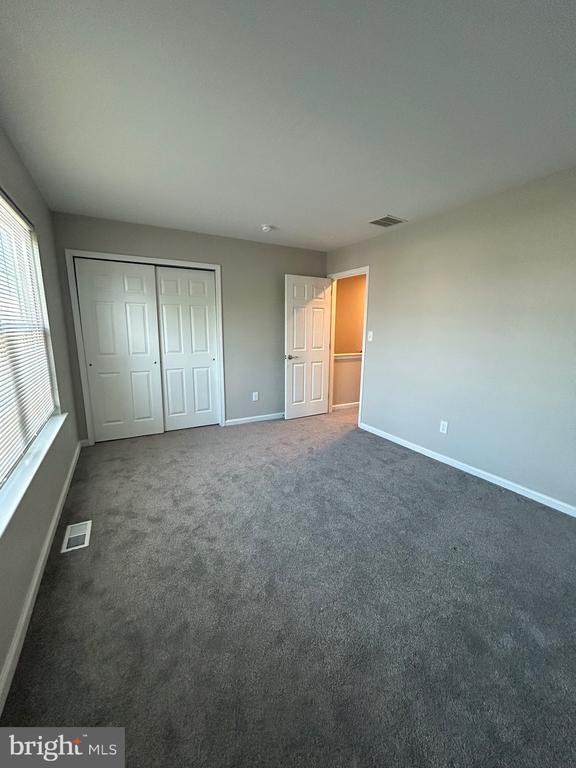 Building Photo - 606 Gunpowder Ct